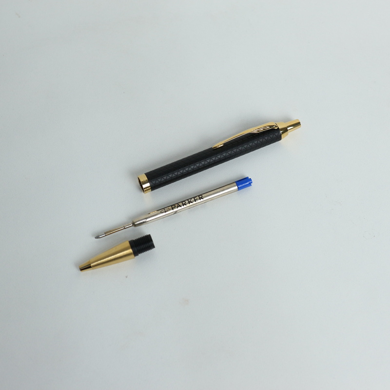 Bút Bi Parker IM PRM Đ-Black GT TB4-1975662 12 Bút bi Parker IM PRM Đ-Black GT TB4-1975662