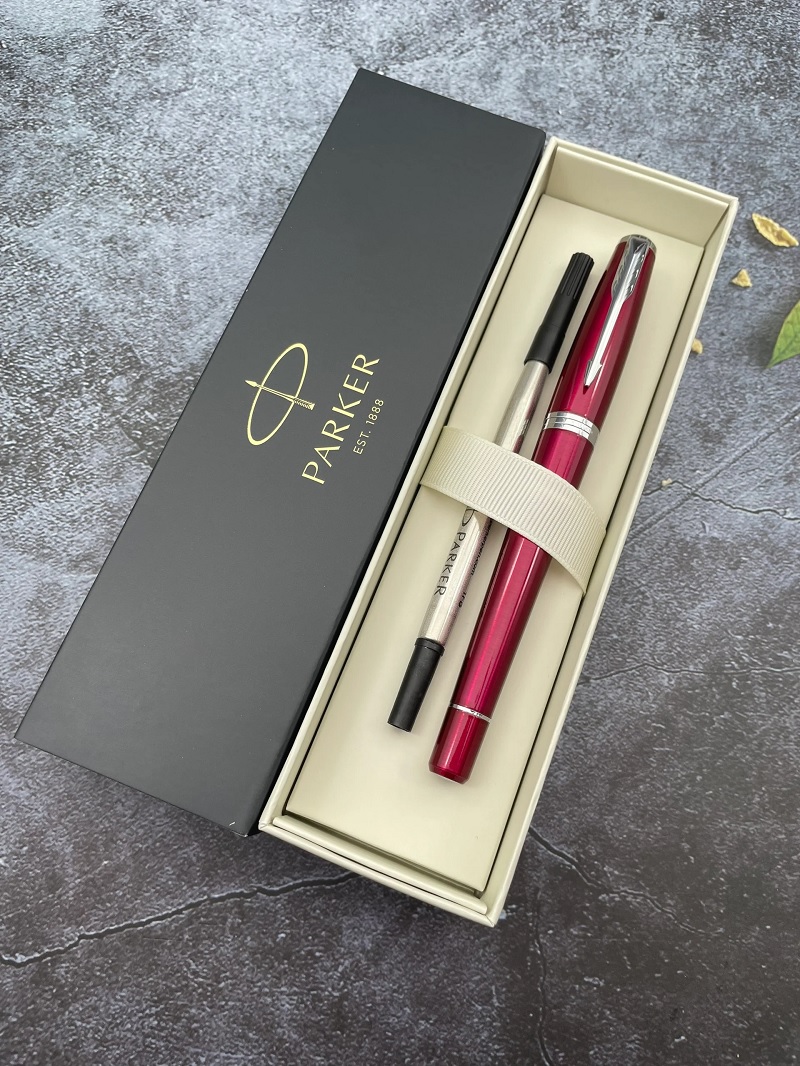 bút Parker Urban nổi lên như một biểu tượng dành cho thế hệ năng động