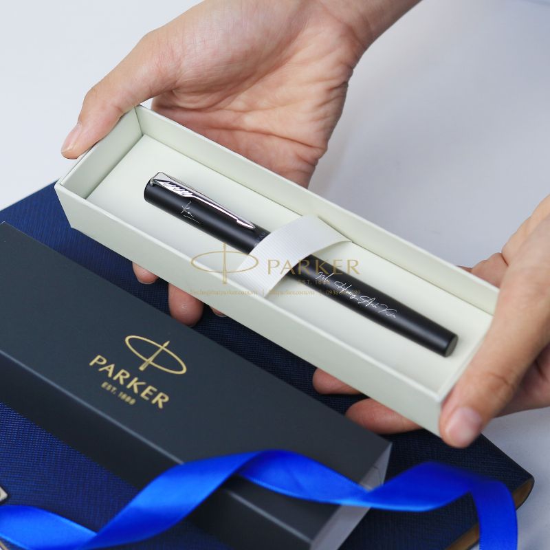 3 Cách khắc tên lên bút đẹp, bền không nên bỏ qua 2 3 Cách khắc tên lên bút đẹp, bền không nên bỏ qua - Butparker.com.vn