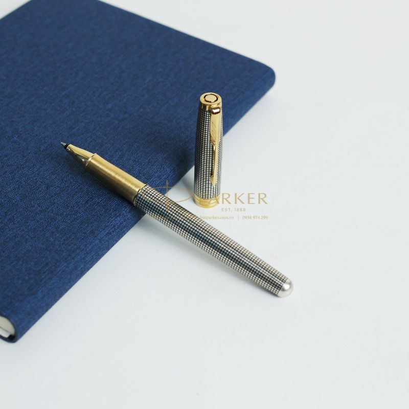 So sánh bút Parker ngòi bi và ngòi gel: Nên chọn loại nào phù hợp? - Butparker.com.vn 
