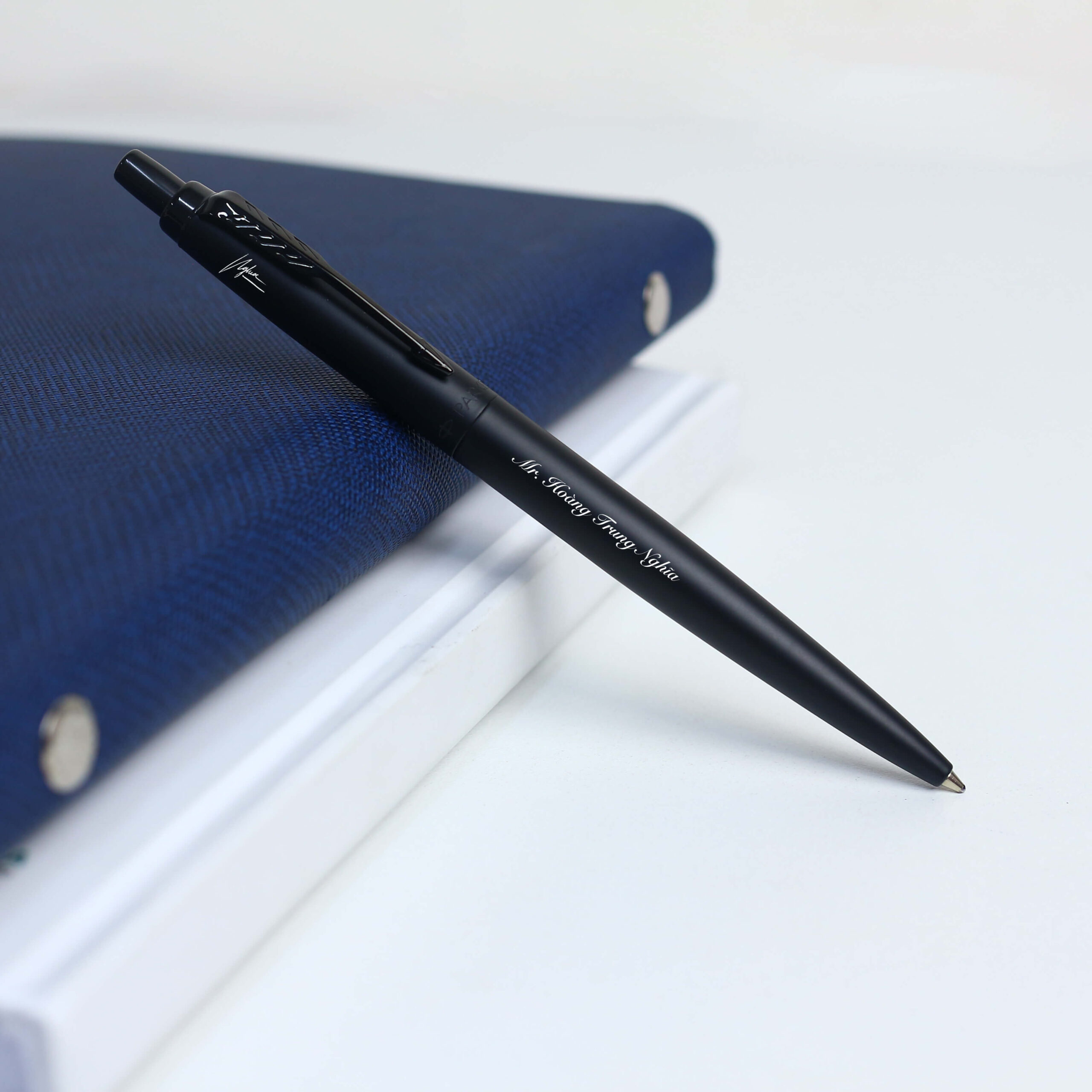 Jotter Standard là dòng bút ký Parker bán chạy